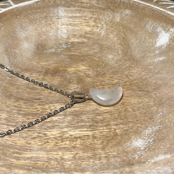 NWOT Rose Quartz Moon Silver Necklace - Picture 5 of 11